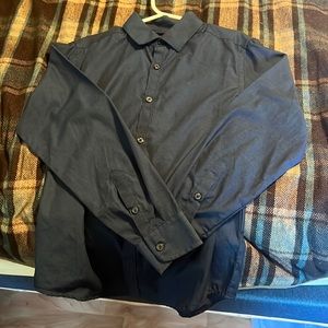 A navy blue boys shirt like new